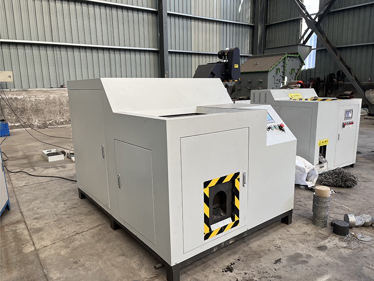 Large Metal recycling press cake machine2